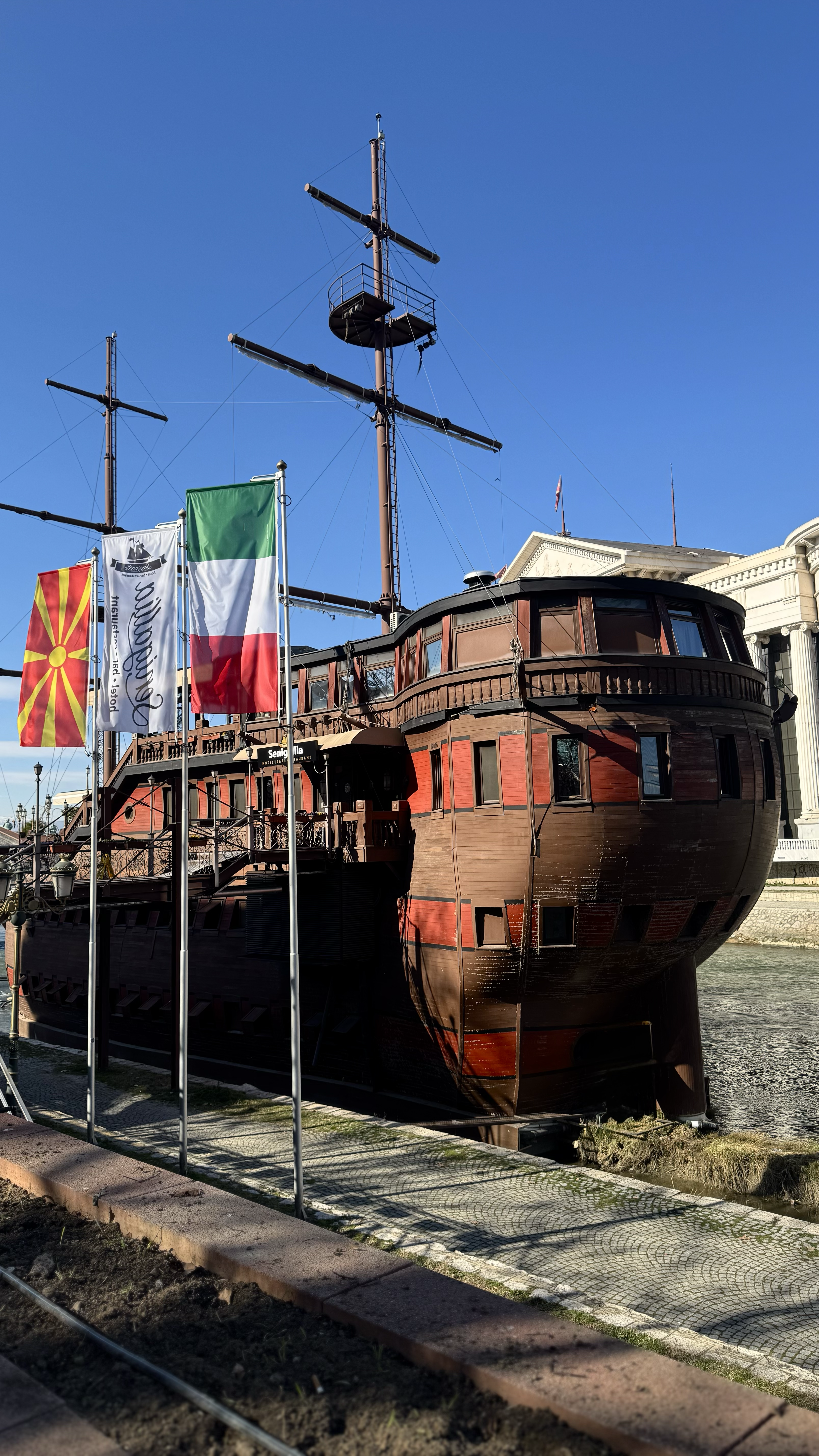 PİCART'IN GÖZÜNDEN MAKEDONYA!